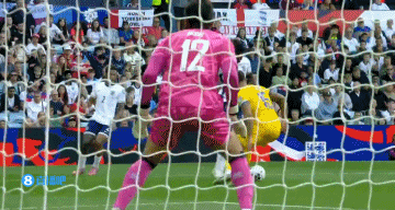 世预赛-英格兰2-0安道尔小组赛4战全胜 马杜埃凯造乌龙赖斯破门